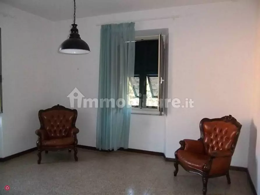 Immagine 10 di Appartamento in vendita  a Pontremoli