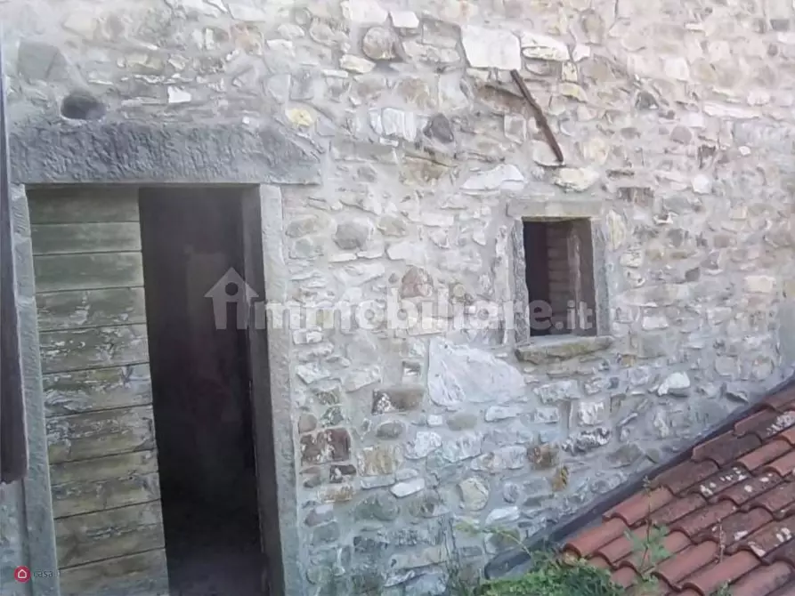 Immagine 12 di Casa indipendente in vendita  a Bagnone