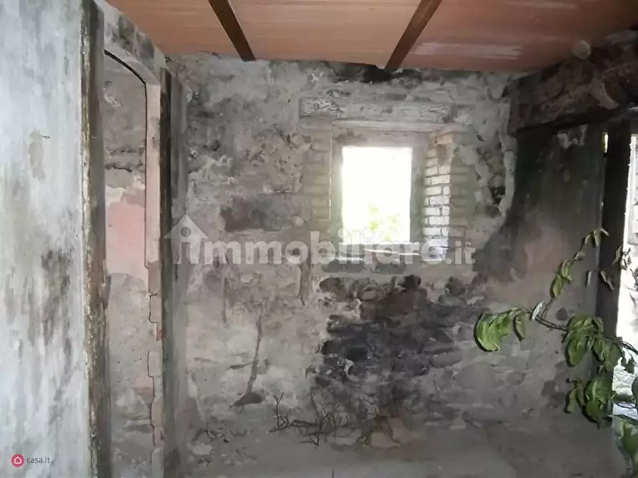 Immagine 13 di Casa indipendente in vendita  a Bagnone