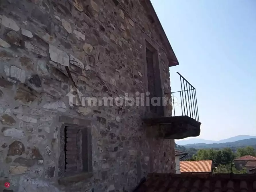 Immagine 4 di Casa indipendente in vendita  a Bagnone