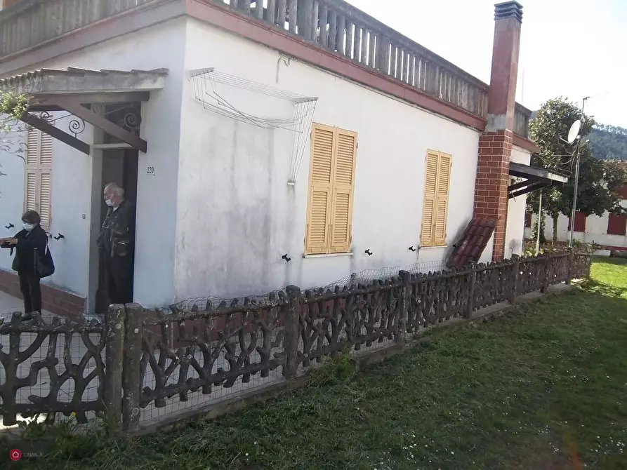 Immagine 2 di Appartamento in vendita  in Roma 118 a Sesta Godano