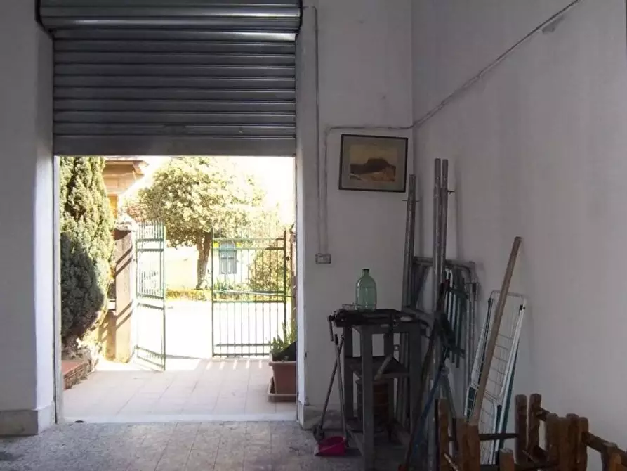 Immagine 5 di Appartamento in vendita  in Roma 118 a Sesta Godano