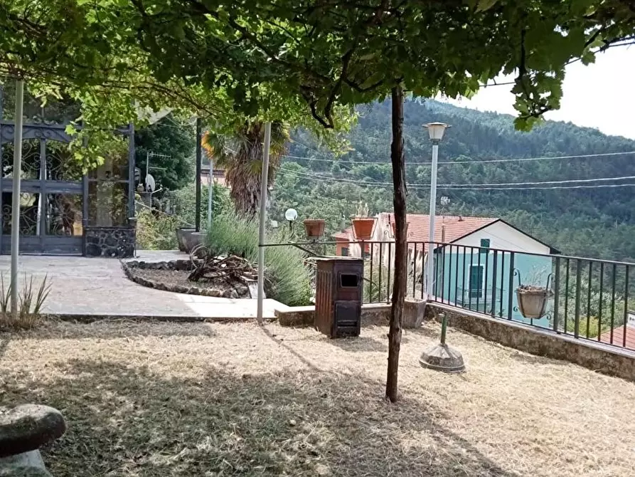 Immagine 8 di Villa in vendita  in Via Brigate Garibaldi 6 a Zignago