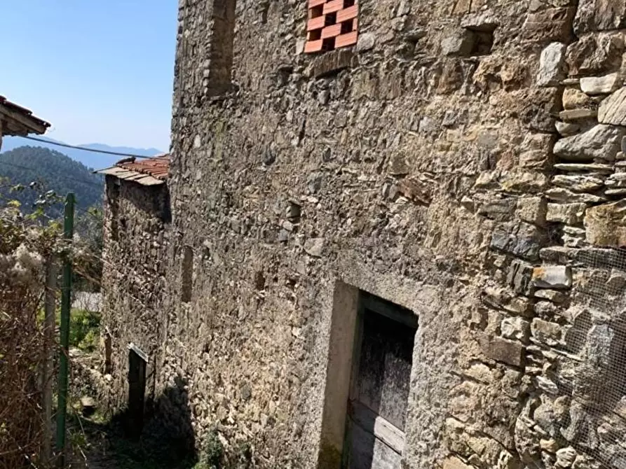 Immagine 14 di Rustico / casale in vendita  in Scogna superiore a Sesta Godano