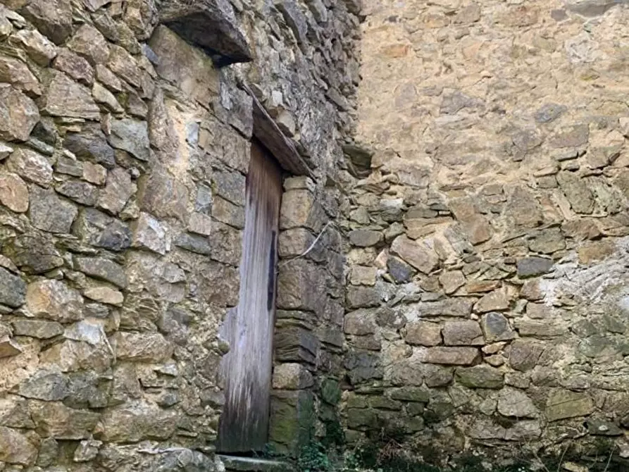 Immagine 15 di Rustico / casale in vendita  in Scogna superiore a Sesta Godano