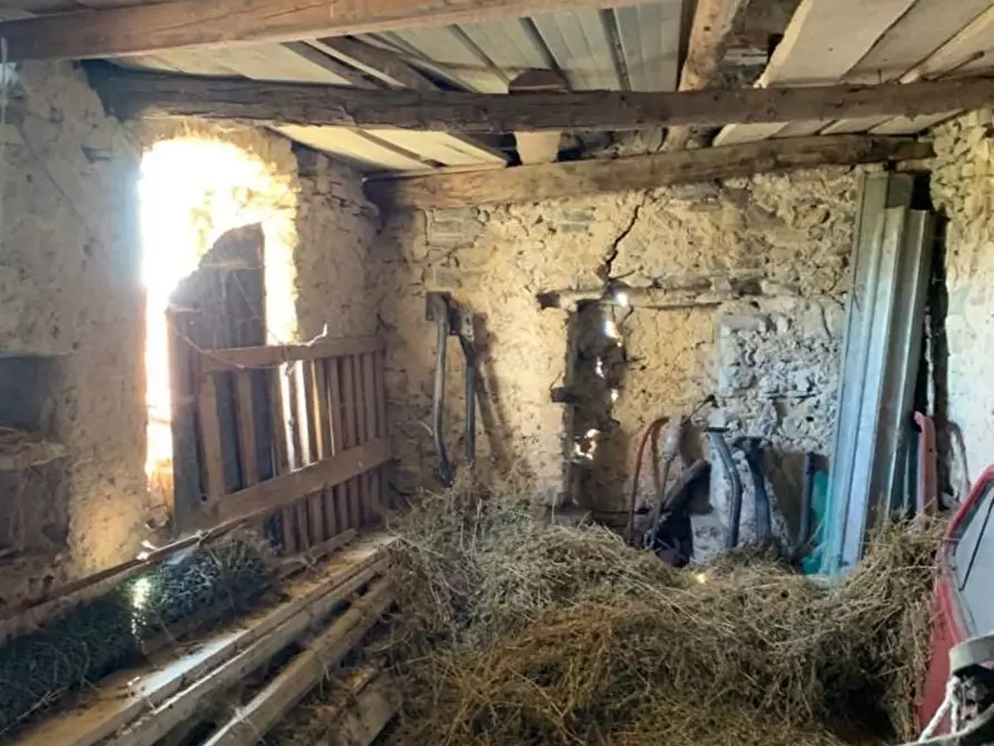 Immagine 16 di Rustico / casale in vendita  in Scogna superiore a Sesta Godano