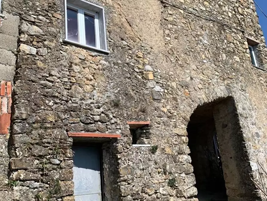 Immagine 5 di Rustico / casale in vendita  in Scogna superiore a Sesta Godano