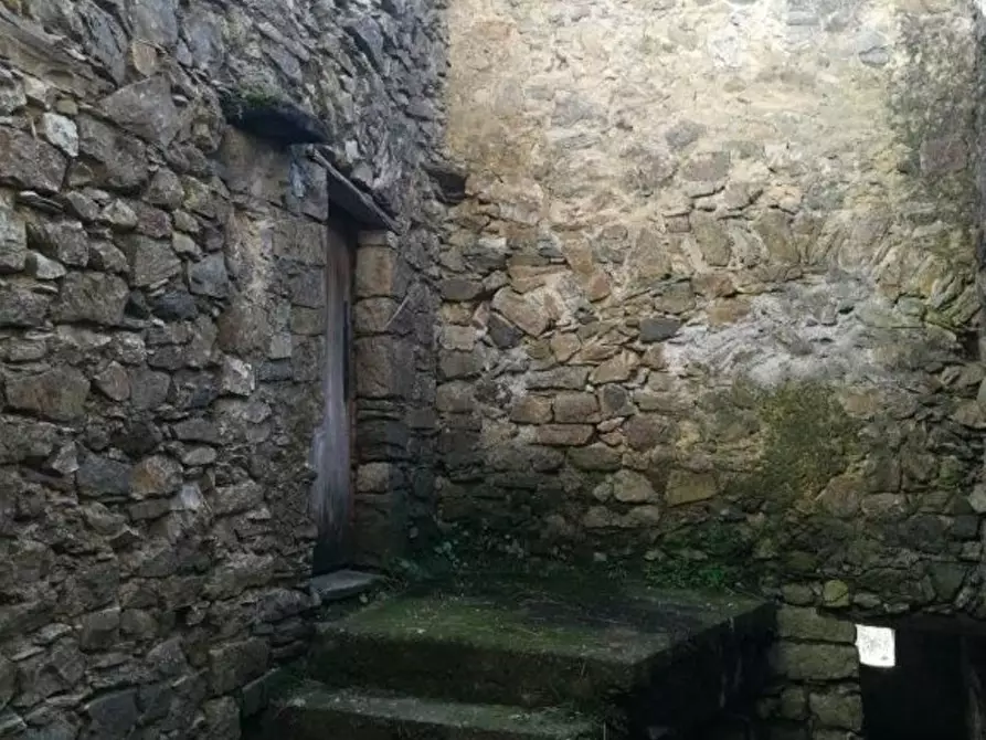 Immagine 9 di Rustico / casale in vendita  in Scogna superiore a Sesta Godano