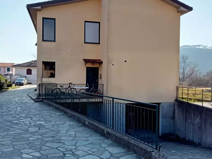 Immagine 3 di Appartamento in vendita  in Roma 90 a Sesta Godano