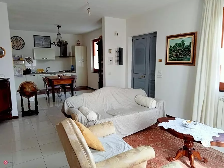 Immagine 10 di Villa in vendita  in Godano a Sesta Godano