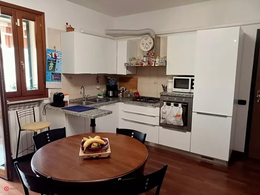 Immagine 4 di Appartamento in vendita  in Via Brigate Partigiane Muccini 57 a Sarzana