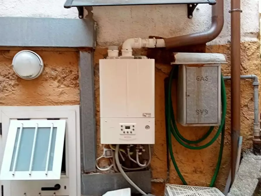 Immagine 15 di Appartamento in vendita  in Don Minzoni 5 a Santo Stefano Di Magra