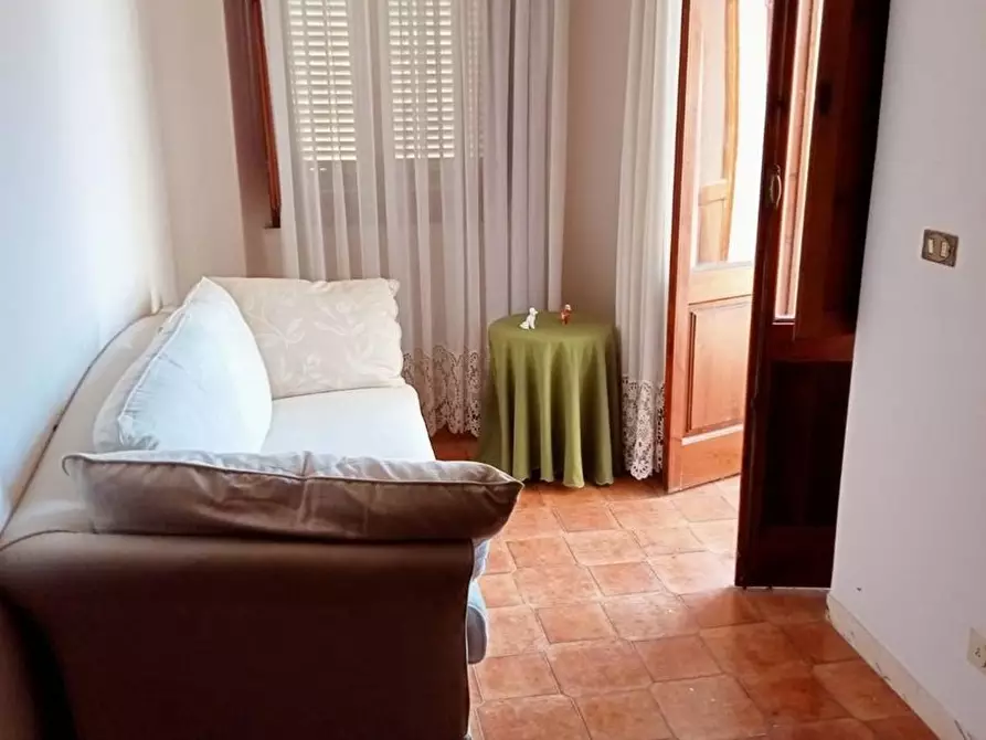 Immagine 17 di Villa in vendita  in Via Roma 212 a Tresana