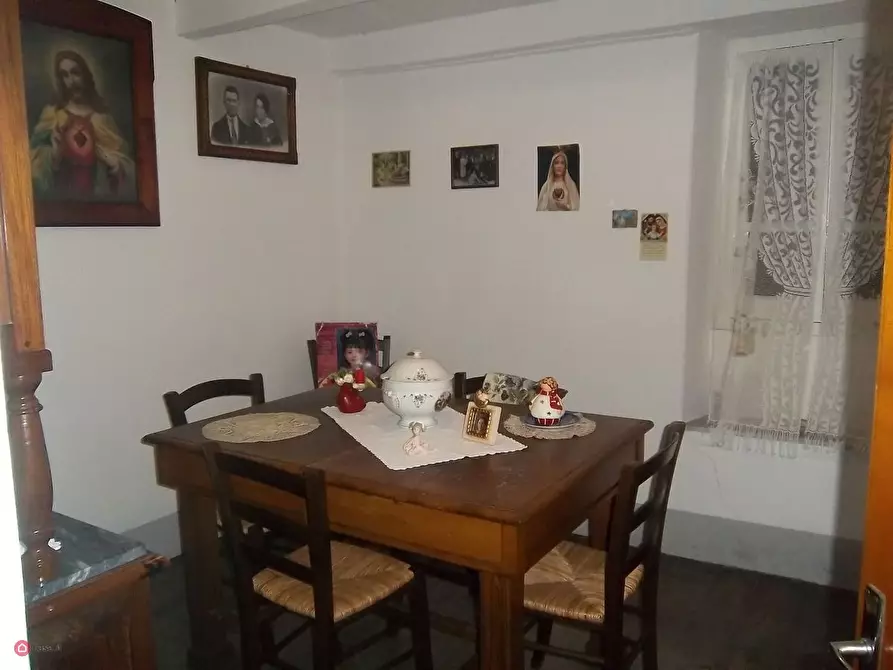 Immagine 17 di Casa bifamiliare in vendita  in dei piani a Zignago