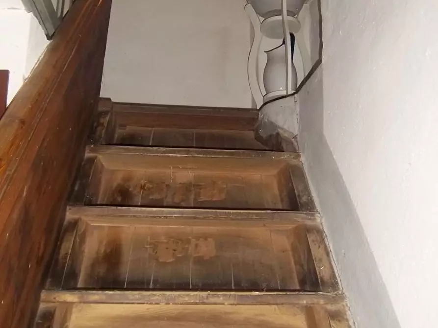 Immagine 18 di Casa bifamiliare in vendita  in dei piani a Zignago