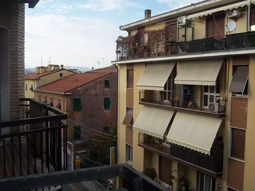 Immagine 12 di Appartamento in vendita  in Via Sobborgo Emiliano 28 A a Sarzana