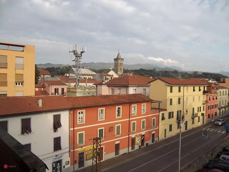 Immagine 3 di Appartamento in vendita  in Via Sobborgo Emiliano 28 A a Sarzana