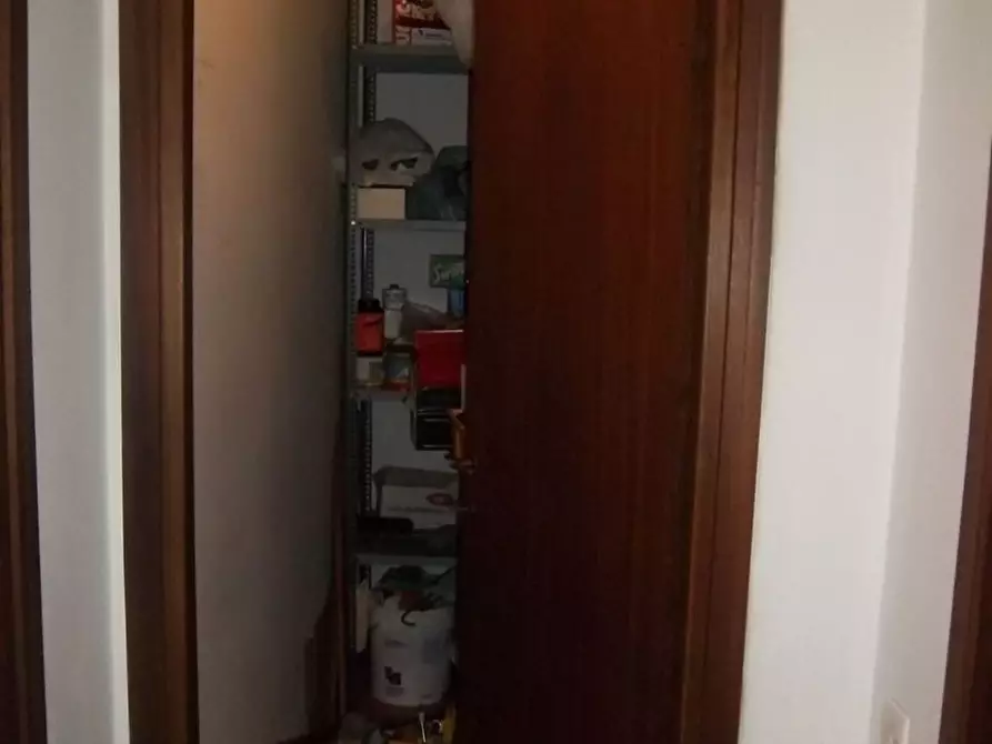 Immagine 11 di Appartamento in vendita  in Sforza 36 a Pontremoli