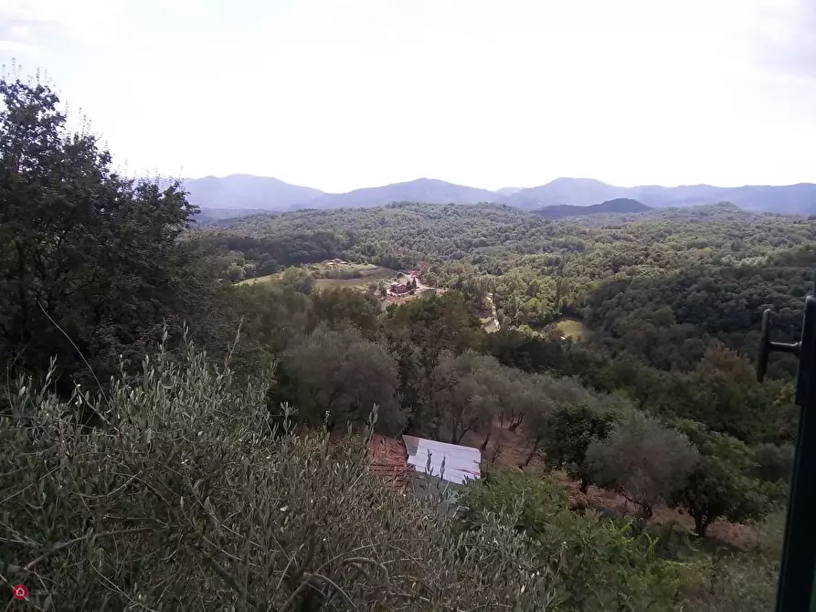 Immagine 1 di Casa indipendente in vendita  in Località Castiglione 10 a Bagnone