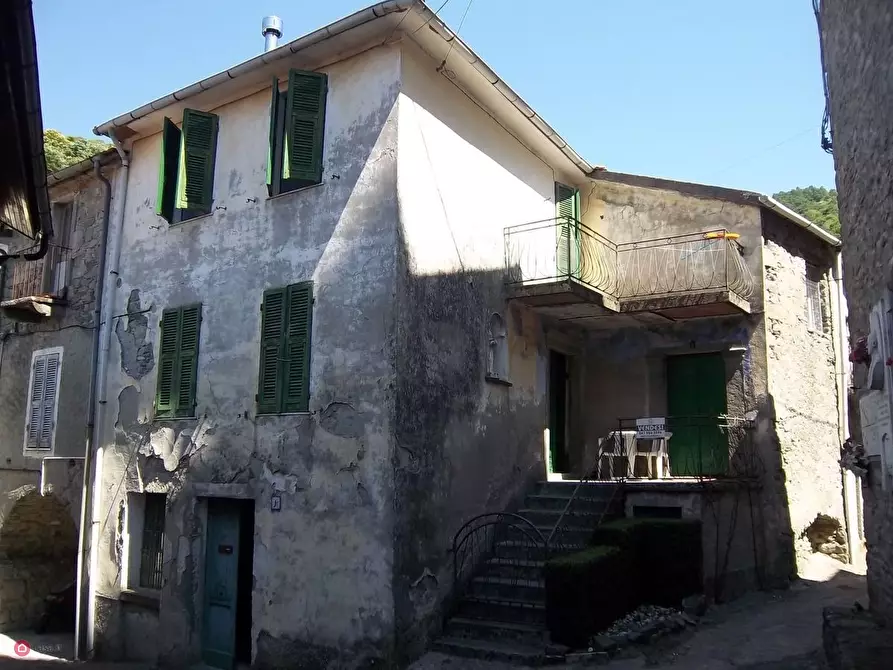 Immagine 1 di Casa bifamiliare in vendita  in Baselica 15 a Pontremoli