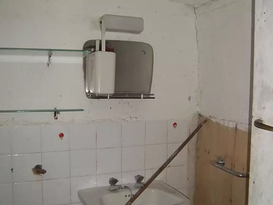 Immagine 13 di Casa bifamiliare in vendita  in Baselica 15 a Pontremoli