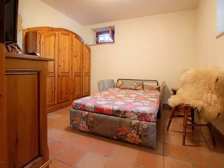 Immagine 14 di Villa in vendita  in serricciolo a Aulla