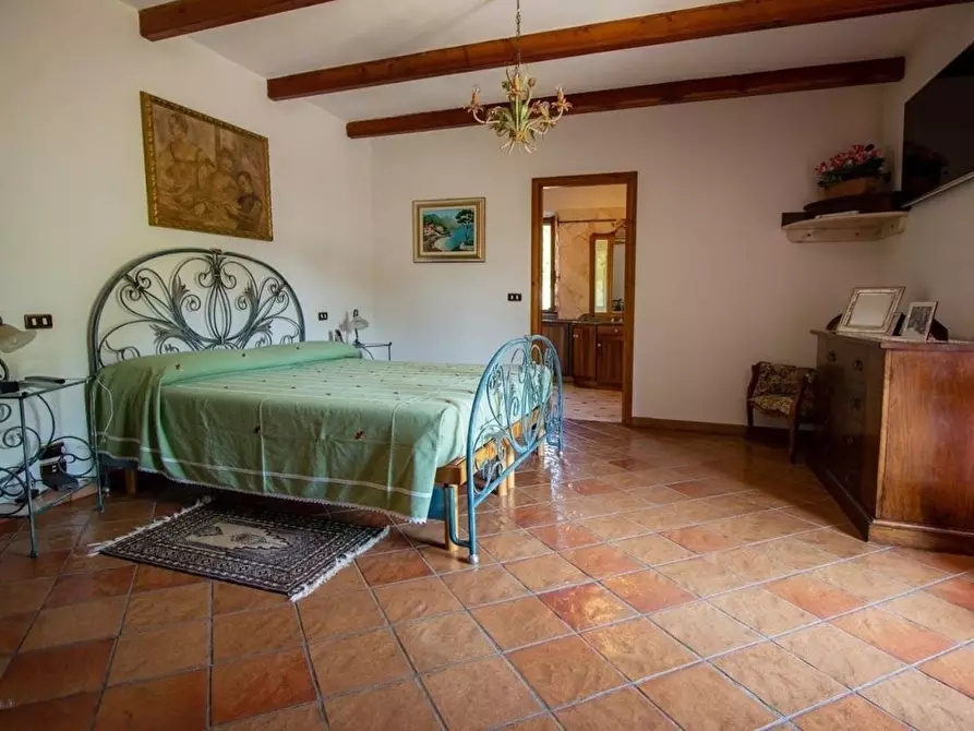 Immagine 18 di Villa in vendita  in serricciolo a Aulla