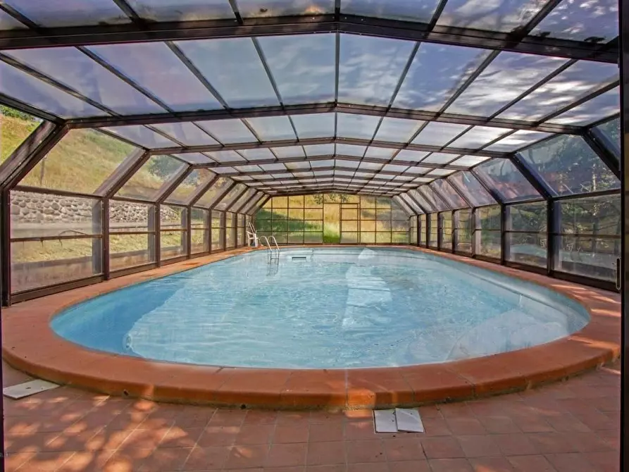 Immagine 5 di Villa in vendita  in serricciolo a Aulla