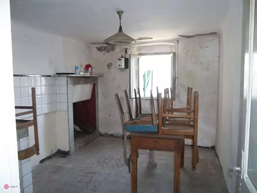 Immagine 14 di Appartamento in vendita  in Via San Rocco a Fosdinovo