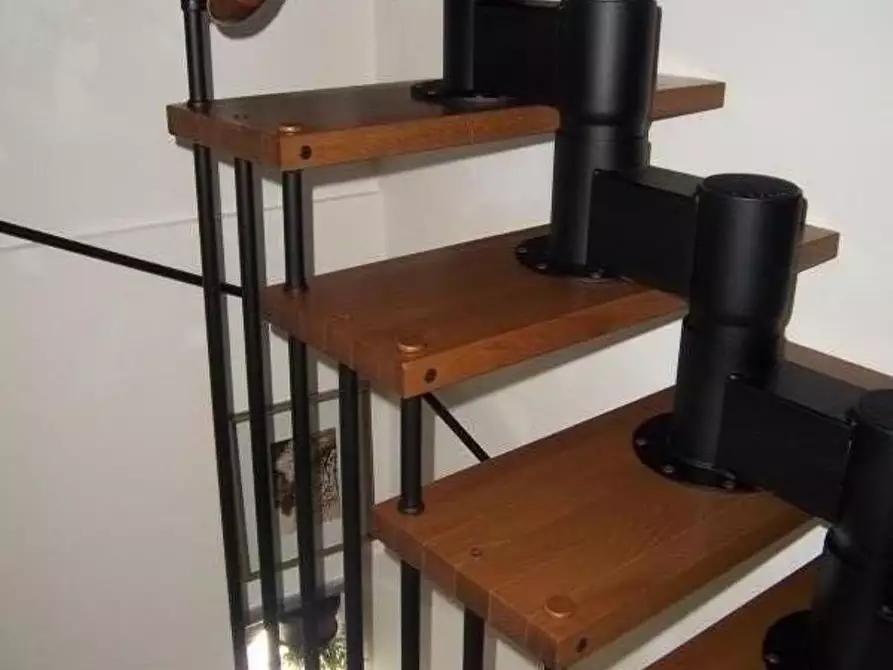 Immagine 13 di Casa indipendente in vendita  in Via Costantini 10 a Brugnato