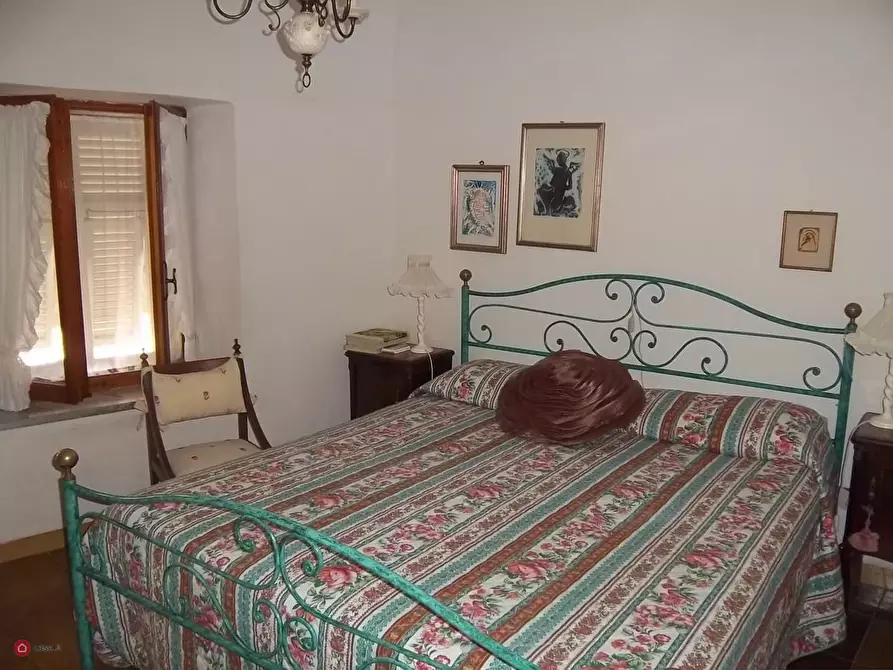 Immagine 15 di Casa indipendente in vendita  a Licciana Nardi