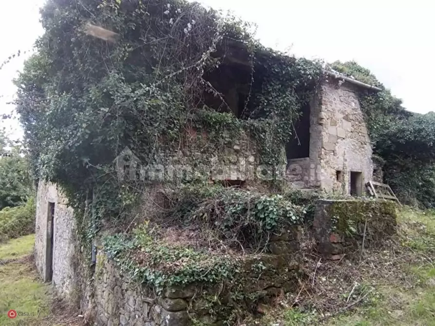 Immagine 6 di Appartamento in vendita  in Via Chiosi a Pontremoli