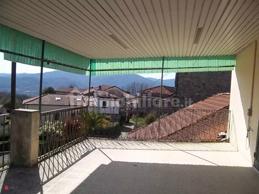 Immagine 2 di Casa indipendente in vendita  a Bagnone