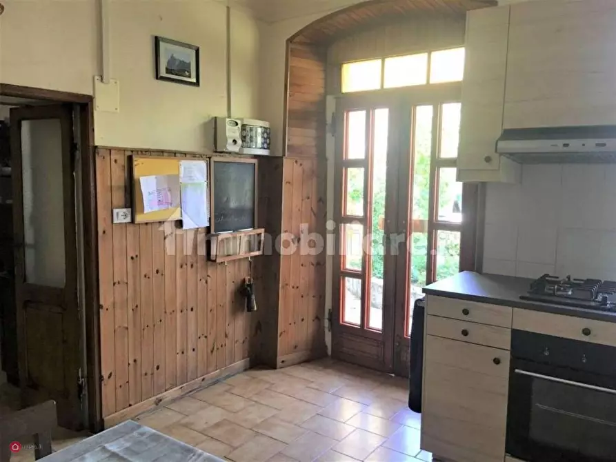 Immagine 14 di Casa indipendente in vendita  a Fivizzano
