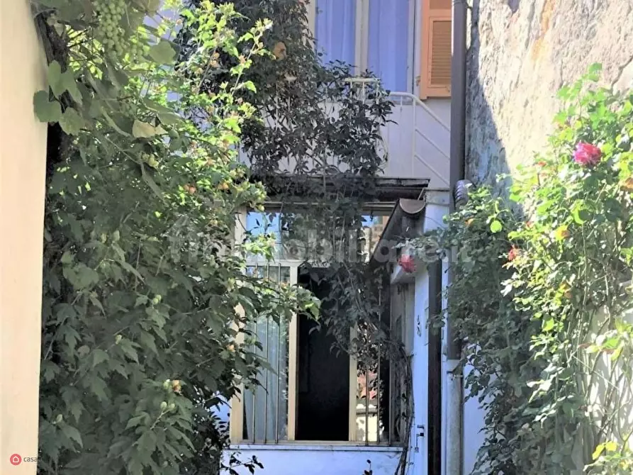 Immagine 3 di Casa indipendente in vendita  a Fivizzano