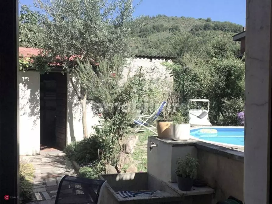 Immagine 6 di Casa indipendente in vendita  a Fivizzano