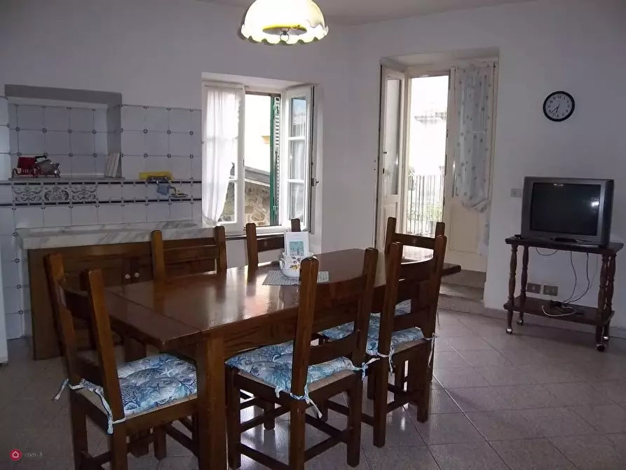 Immagine 11 di Appartamento in vendita  a Sesta Godano