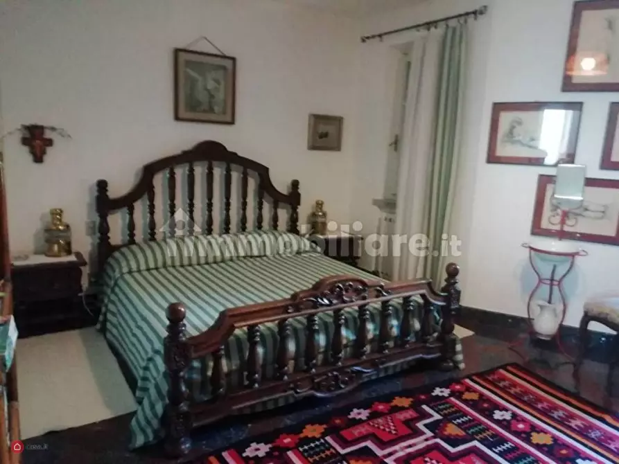 Immagine 15 di Villa in vendita  a Castelnuovo Magra