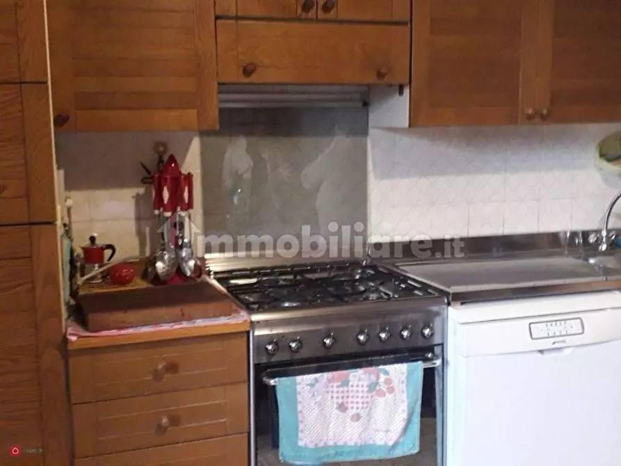 Immagine 17 di Villa in vendita  a Fivizzano