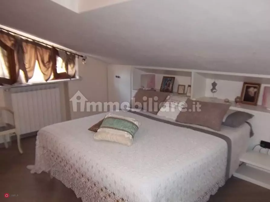 Immagine 10 di Appartamento in vendita  a Sarzana