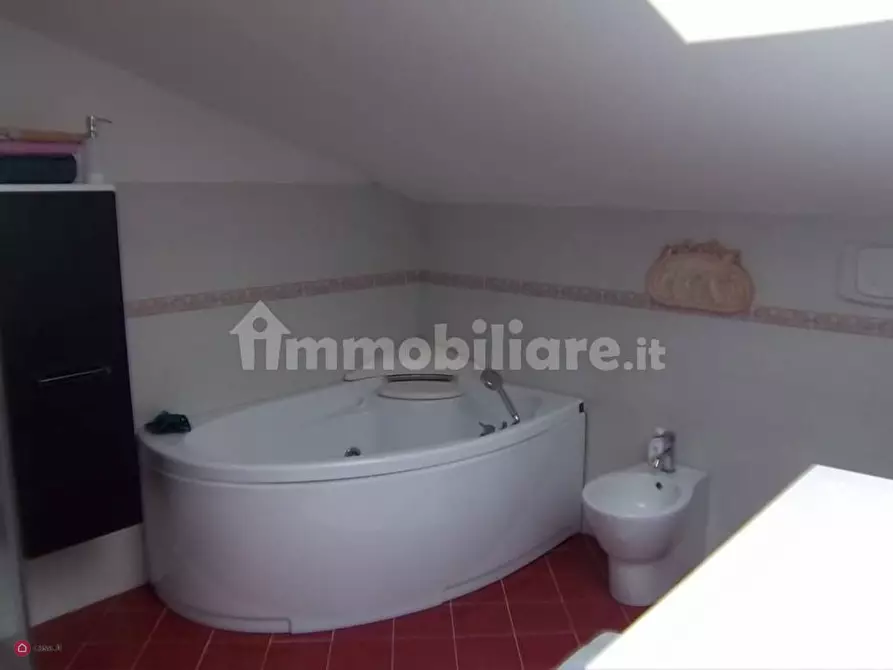 Immagine 11 di Appartamento in vendita  a Sarzana