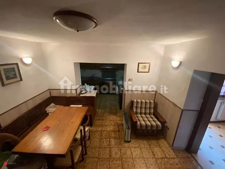 Immagine 6 di Villa in vendita  a Bagnone