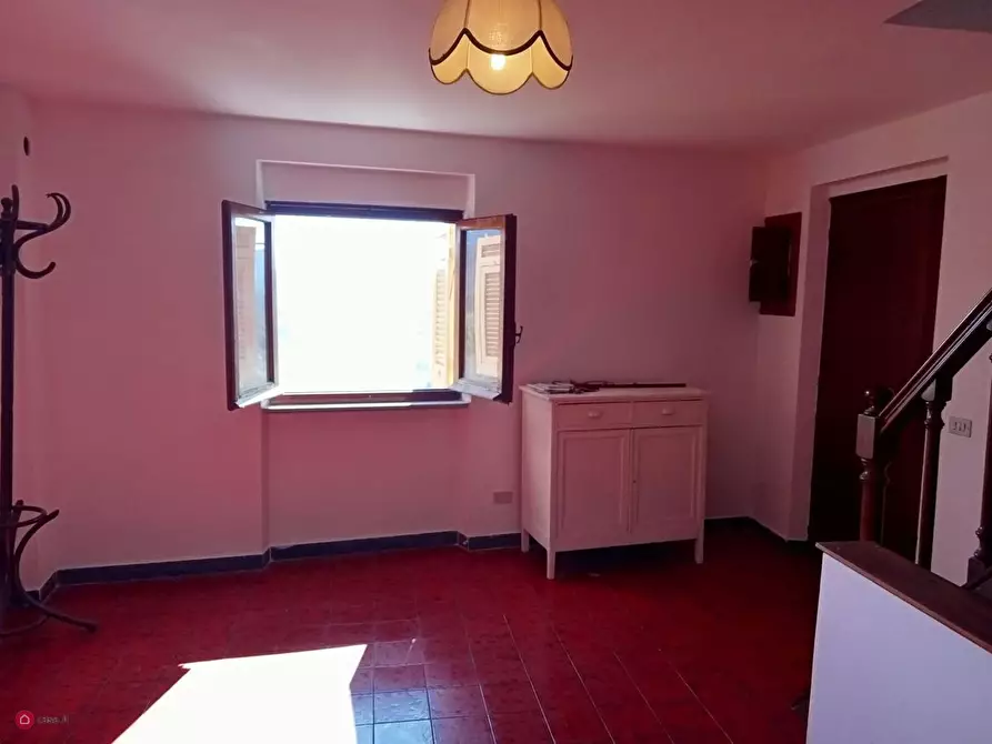 Immagine 11 di Appartamento in vendita  in Via della Chiesa 1 -2 a Brugnato