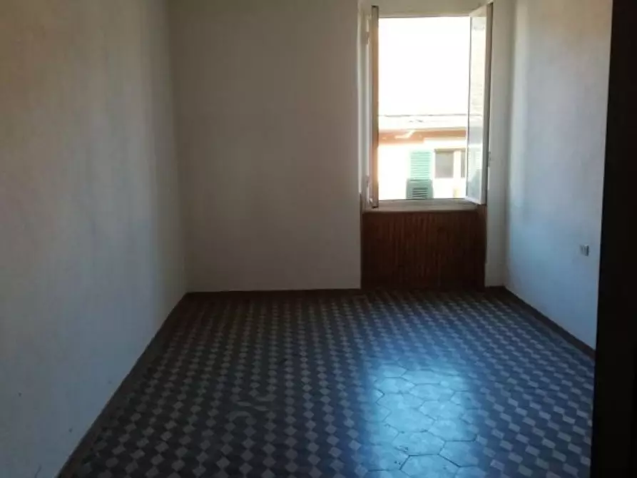 Immagine 10 di Appartamento in vendita  in Borgo San Bernardo 6 a Brugnato