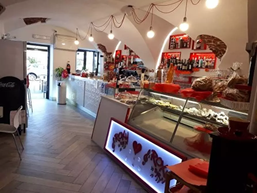 Immagine 10 di Bar / Ristorante in vendita  a Celle Ligure