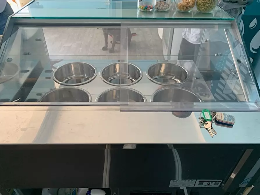 Immagine 15 di Attività commerciale in vendita  in via aurelia di ponente 48 a Cogoleto