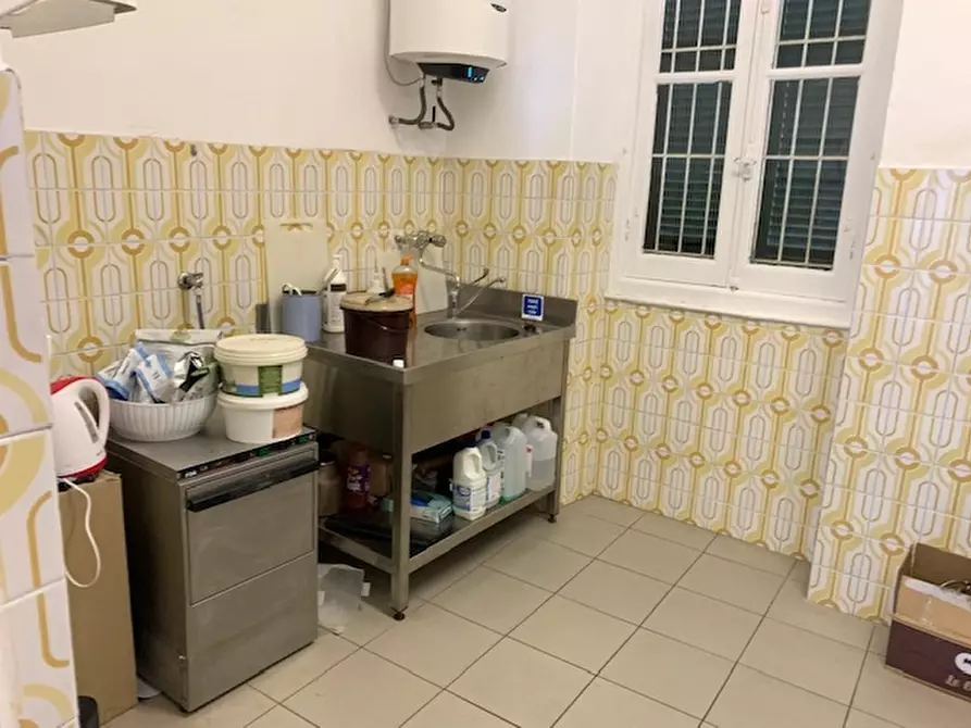 Immagine 17 di Attività commerciale in vendita  in via aurelia di ponente 48 a Cogoleto