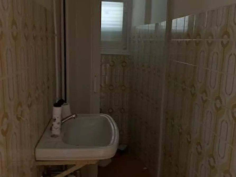 Immagine 23 di Attività commerciale in vendita  in via aurelia di ponente 48 a Cogoleto