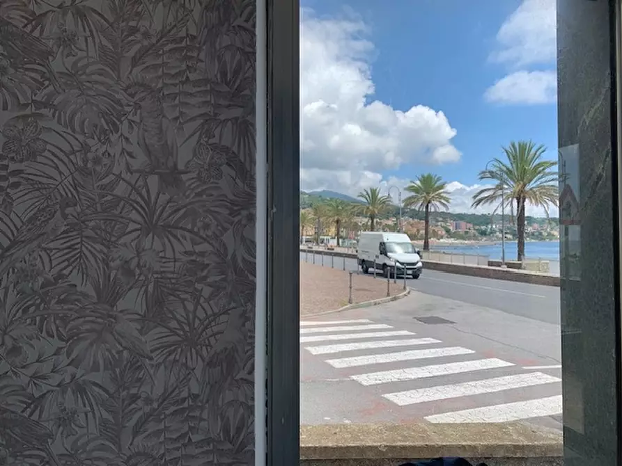 Immagine 24 di Attività commerciale in vendita  in via aurelia di ponente 48 a Cogoleto