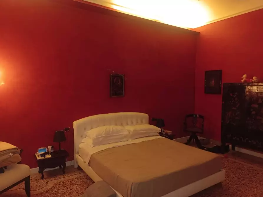 Immagine 2 di Appartamento in vendita  a Savona